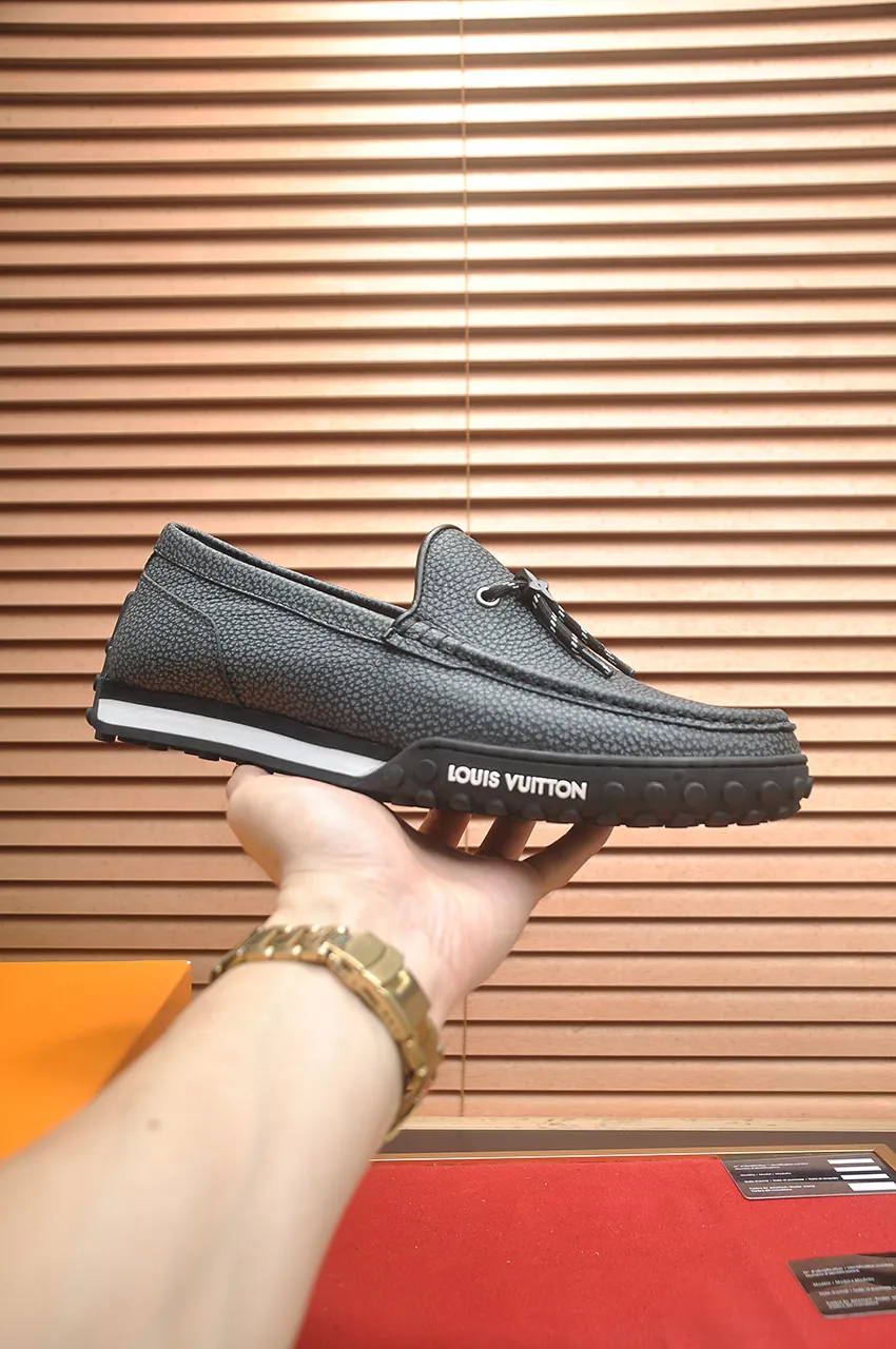 Men's men's shoes💰660💶[LOUIS VUITTON] (original order) new style🍀LV Louis Vuitton* - top version of LV classic beanie shoes! Made of imported original single cowhide, original leather side strips and wear-resistant rubber outsole! High quality products! Code number 39-45 (45 customized)